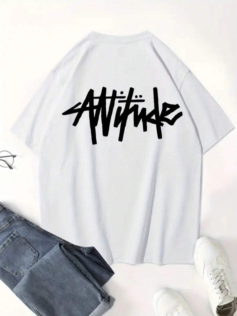 Black T-Shirt With Japanese Calligraphy Character Design. 200g Cotton Breathable Fabric With First-Class Texture And High Quality. The Regular Layout Is Casual And Versatile, Can Easily Show Your Temperament, Suitable For Various Occasions, And The Style Of Both Men And Women Is Unisex. It Is Given As A Gift And Has Been Meticulously Crafted.