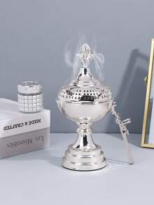 1 pezzo/1 set Bruciatore/Portaincenso in metallo di lusso argento/oro, accessori per la composizione della tavola per ricevimenti di matrimonio. Può essere utilizzato come diffusore di aromaterapia, bruciatore di aromaterapia, per la decorazione della casa, camera da letto, soggiorno (come centrotavola), ufficio, luogo di yoga e feste, creando un'atmosfera elegante.