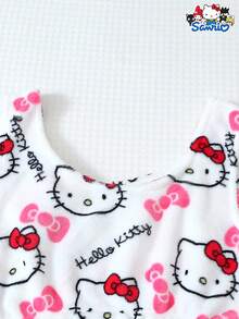 SANRIO 【居家男士】2件套正版Hello Kitty印花柔软舒适圆领背心上衣和蝴蝶结短裤睡衣套装，秋冬款 - 白色 - 查看 4