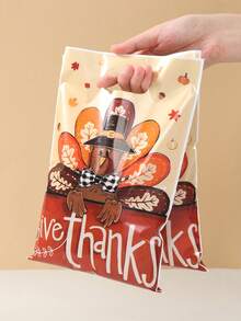 50pcs Thanksgiving Gift Bags Handbag, Autumn Harvest Turkey Plastic Bags, Gift Packaging Bags, Happy Thanksgiving Decorations, Thanksgiving Party Supplies, Harvest Festival Party Gift Wrapping Supplies, Thanksgiving Family Gathering Gift Decorations, Fall Outdoor Decorations, Kitchen Packaging Supplies, Fall Party Small Gift Bags, Party Favors
