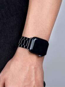 黑色不锈钢表带，兼容 ，适用于 42mm、38mm、40mm、41mm、44mm、45mm、46mm、49mm 型号。时尚智能手表替换表带，兼容 Series Ultra2、Ultra SE2、SE 11、10、9、8、7、6、5、4、3、2、1 等型号。男女通用，是学生返校的理想礼物。 - 黑色 - 查看 11