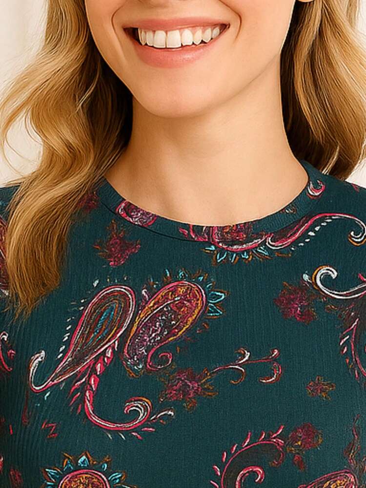 "Crop top paisley mujer boho – camiseta estampada paisley estilo retro, top bohemio psicodélico, crop top estampado cachemira ideal para moda boho chic y looks coloridos" - Verde Oscuro - Añade 3