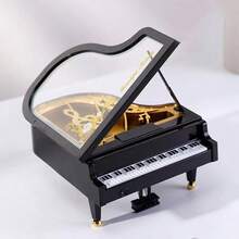 优雅的白色钢琴音乐盒 - 精致的机械设计，金色点缀，非常适合家居装饰和情人节或生日的独特礼物，家居装饰品|钢琴形状设计|塑料结构，钢琴配件，完美的圣诞节礼物，生日，情人节，圣诞装饰 - 彩色 - 查看 3