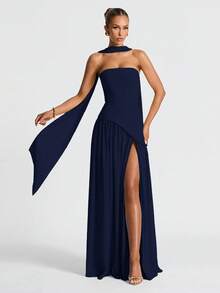 Vestido de fiesta elegante y sexy sin tirantes con abertura drapeada