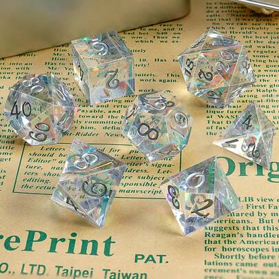 7pcs/Set Multifaceted Transparent Resin Dice, Refracting Multi-Color Lights, Board Games, Parties, Festivals, Outdoor Yard Games, Halloween, Christmas Gifts