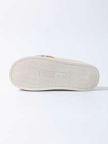 نعال نسائية جديدة لشتاء 2025، بمنصة بنفسجية وفرو، الأحذية مقاس أصغر بمقاس واحد. يرجى شراء مقاس أكبر قبل الشراء. يُنصح بشراء المقاسات [38-39] عند ارتداء المقاس 36 عادةً. نعال نسائية، نعال غرفة النوم، أحذية نسائية، نعال جميلة، نعال ناعمة، نعال صامتة، نعال مكتبية، نعال فندقية، نعال سجاد، نعال كرتونية