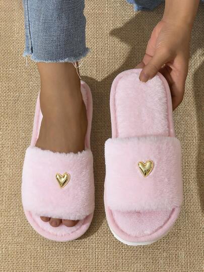Premium Fashion Heart Decor Plush Slippers For Women, Soft & Comfortable Lightweight Sole, Suitable For Living Room & Bedroom, All Season