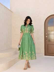 Elegant Midi Dress In 3D Embroidery, Lined, Princess Puff Sleeve, Ruffle Hem - màu xanh lá - Xem 4