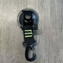 1pc Heavy Duty Portable Rotating Vacuum Suction Cup With Secure Locking Hook, Reusable Strong Hold Carabiner For Universal Tent Fixing, Travel, Camping, Home Bathroom Storage, Outdoor Activities, Effortless Seasonal Decorating, Festivals, Waterproof Removable Wall Hanger, Easy Installation For Halloween, Thanksgiving, Christmas, Spring Picnic