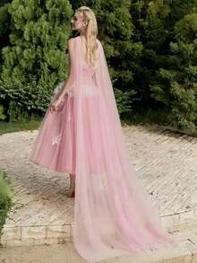 1pc Pink Nylon Mesh Scarf Shawl Wrap, Sweet & Charming Sexy High-End Elegant Strapless Evening Gown Accessory Scarf, Beach Resort Style Sunscreen Scarf Headscarf, Suitable For Dresses, Wedding Veil, Dancing Props, Travel Photos, Cosplay, DIY Crafts Fall Clothes For Women - Pink - View 4