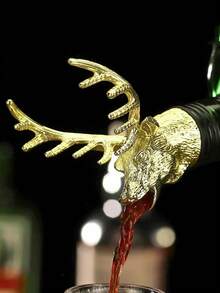 Deer Head Shape Embossed Champagne Whiskey Decanter, Suitable For Kitchen, Dining, Party, Holiday Celebration, Wedding, Ideal Gift For Men