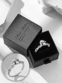 礼盒套装简约优雅方晶锆石戒指，铜镀白金仿钻戒指适合女性订婚、结婚、节日礼物 - 銀色2 - 查看 7