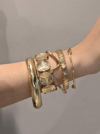 5pcs Vintage Exaggerated Luxury Geometric Design Wide Metal Gold Bangle Set, Suitable For Everyday Wear And Gifting