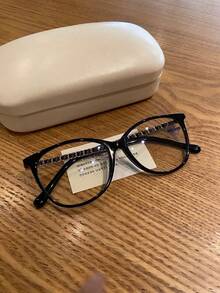Luxurious Ladies' Flat Blue Light Glasses  I've Found A Treasure!! Elegant Glasses To The Core,A Pair Of Glasses That Will Make Your Heart Flutter,Suitable For All Face Shapes, Making The Face Look Smaller,High-End And Luxurious Tortoiseshell Color Spectacle Frame,Blue Light Glasses For Woman Men Safety Glasses  Glasses Protection Computer Gaming Glasses Women Cute Light Weight Red Frame Oversized Non Prescription Small Face Square Cat Eye Reduce Eye Fatigue On Computers, TVs, Phones, And Games, Suitable For Computer Lense Screen Protector Plain Glasses Clear Lens Glasses Blue Light Light Blocking Glasses Blue Light Glasses Light Glasses For For Women Men Light Glasses For Glasses For Women 99 Blue Light Glasses For Woman Blue Light Glasses Women/Men, Fashion Round Frame UV Ray Filter Computer Gaming Glasses Computer Glasses - Anti Eyestrain & UV Glare Protection Anti Glare - 亮黑 - 查看 4