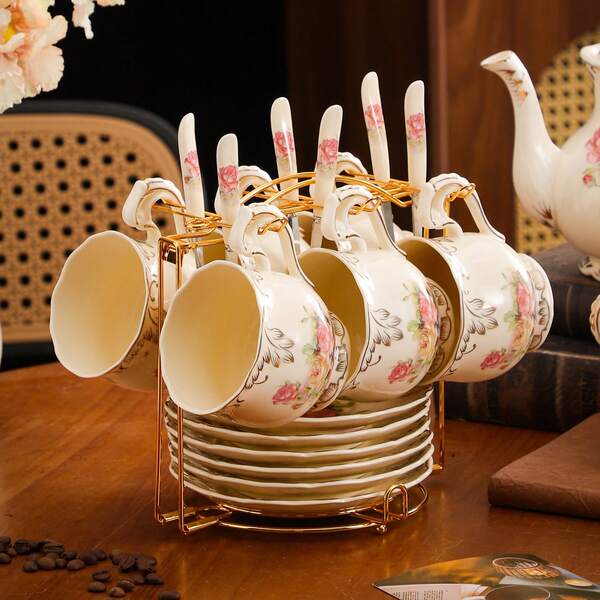 2/6-Set Königliche Vintage Tee Kollektion - Elfenbein Rosa Rosen Muster Porzellan Tassen - 8oz Europäischer Stil mit goldenen Griffen & Untertassen