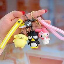Sanrio Set de 3 llaveros 3D de personajes de Sanrio: Hello Kitty, My Melody, Pompompurin, Cinnamoroll, Kuromi. Colgantes de PVC de dibujos animados, accesorios ideales para bolsos, regalos para novias, mejores amigas, vuelta al cole, Navidad. Incluye portaidentificaciones, accesorios para el coche.