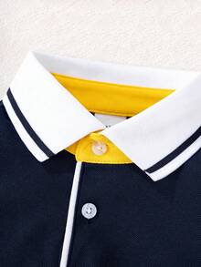年轻男孩经典休闲刺绣撞色饰边领短袖 Polo 衫，适合日常、团体旅行、聚会、户外活动 - 藏蓝色 - 查看 4