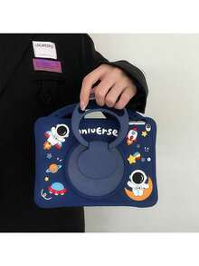 Ốp bảo vệ hình phi hành gia dễ thương, phù hợp với các dòng máy Mini/5/6/7/8/9/10/11/A16/Air/Pro, có chân đế, chống sốc hiệu quả, chống trầy xước, chống rơi vỡ, chống bám vân tay. Giá cả phải chăng, bền bỉ, làm từ silicon, thời trang và phong cách, lý tưởng làm quà tặng và giải thưởng trong các dịp lễ. Ngoài ra, còn có ốp bảo vệ máy tính bảng sang trọng tối giản phù hợp với các dòng máy 7.9/9.7/10.2/10.5/10.9/11. - Màu xanh lam - Xem 23