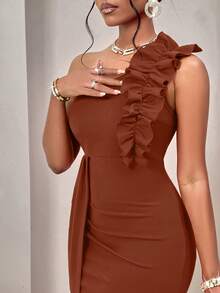 AIJ Đầm nữ màu trơn dáng suông vai lệch, xếp ly, không tay, xẻ tà, màu trơn, thiết kế thanh lịch, thích hợp cho các bữa tiệc, hẹn hò, tiệc độc thân, tiệc tối trang trọng hoặc các sự kiện lớn, ngày Valentine và các dịp khác. - màu nâu - Xem 2