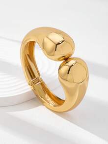 1 Pc Oversized Chunky Cuff Bracelet - Minimalist Stackable Statement Bangle Set - Geometric Dome Design Metal Bangles For Women Everyday Wear