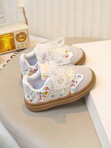 1 双女童蕾丝边钩环扣步行鞋，1-3 岁