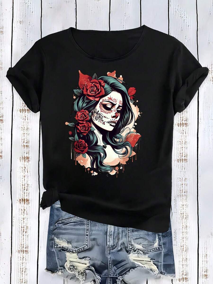 Camiseta De Mujer Con Estampado De Calaveras Y Flores Negras - Cuello Redondo Casual, Manga Corta, 100% De Algodón Elástico, Lavable En Máquina, Parte Superior Para Todas Las Estaciones Con Diseño De Rosas Rojas Vibrantes Y Hojas Verdes, Ropa Versátil | Camiseta Gráfica De Calaveras | Elasticidad Media