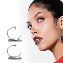 2PCS Stainless Steel Fake Lip RingLip Piercing Jewelry Vampire Teeth Wolf Tooth Lip Studs  Personalized Fangs For Women Men - như hình ảnh - Xem 4