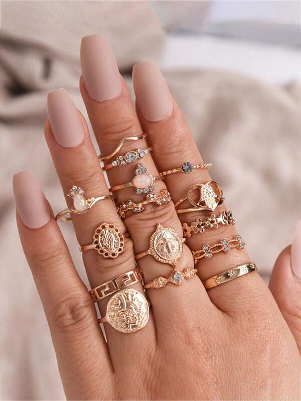 1 pezzo Ritratto di donna vintage, Croce, Cuore, Motivo Mano di Fatima Set di 15 anelli, Gioielli di moda da donna, Anelli cubici di zirconia minimalisti e delicati