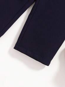 2 件男童休闲刺绣设计常规版型半襟长袖上衣和长裤套装，春秋