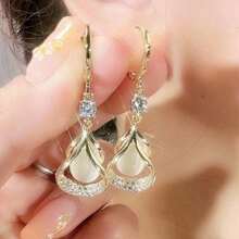 1 Pair Of Moissanite Luxury Cat's Eye Geometric Earrings Water Drop Earrings Earrings Buckle Earrings - Suitable For Everyday Wear And Gifting - 耳環 - 查看 2
