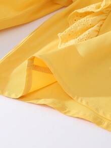 两件套女童休闲牛仔套装，舒适百搭，包含荷叶边袖衬衫和花卉刺绣牛仔裤，春夏新品 - 彩色 - 查看 7