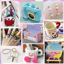 10,000 件保险丝珠套件，24 色盒装，各种图案参考说明，钥匙扣环，方形钉板，生日、毕业典礼、情人节、万圣节派对礼物，2.6 毫米多色保险丝珠补充包