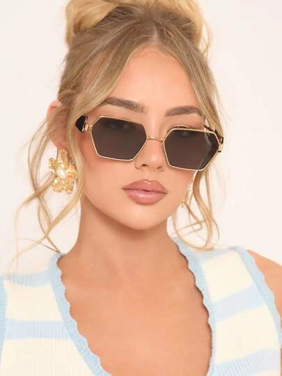 1 件装多边形全框时尚几何眼镜，适合女士，休闲百搭，适合各种场合佩戴。透明女士眼镜，休闲可爱