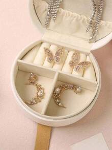 Sanrio 1pc Portable Jewelry Case Small Jewelry Boxes For Women Simple Home Jewelry Organizer Travel Organizer Fine Mini Storage Box For Earrings Travel Jewelry Zipper Case For Earrings Rings Necklaces Bracelets Portable Mak