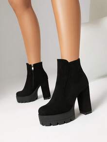 Women's Black Simple Suede Thick Sole Boots With Side Zipper,Wear With Jeans - Black - View 4