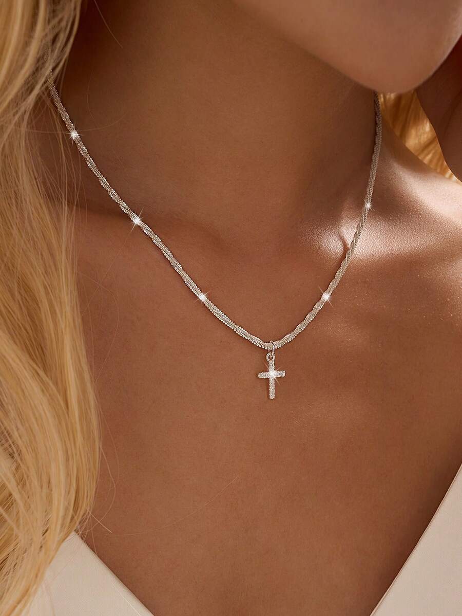 1pc Silver-Plated Copper Bling Bling Choker Necklace With Mini Religious Cross Pendant