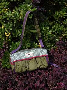 GlitchBloom 包袋。时尚百搭的原创设计秋冬新款单肩包、斜挎包、大容量波士顿包，适合女性街头风格、派对、礼物。 - 彩色 - 查看 2