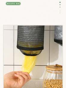 1/3 piezas Soporte de pared para bolsas de basura de cocina, organizador de almacenamiento, dispensador de bolsas de plástico, caja de almacenamiento, bolsa de almacenamiento montada en la pared con ganchos, accesorios de almacenamiento de cocina - Negro - Ver 3