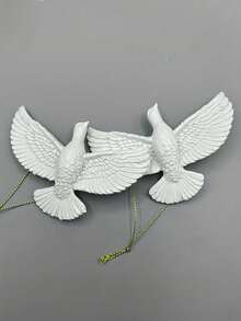 1/2 szt. uroczych gołębi inspirowanych filmem "Kevin sam w domu" – autentyczna replika ozdób świątecznych, idealna do dekoracji świątecznych. Figurki kolekcjonerskie na Boże Narodzenie i jesienną dekorację domu.