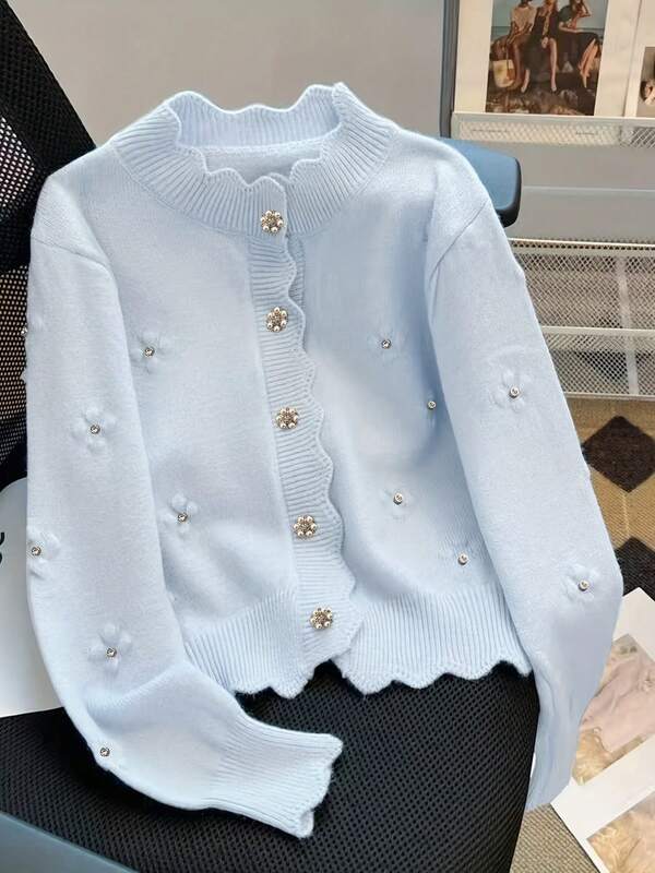 Plus Size Women's Knitted Long-Sleeved Knitted Cardigan With Fan-Shaped Hem And Pearl Button Decoration, Simple And Fashionable Versatile Casual Style, Suitable For Daily Commuting In Autumn And Winter. Cute Sweater