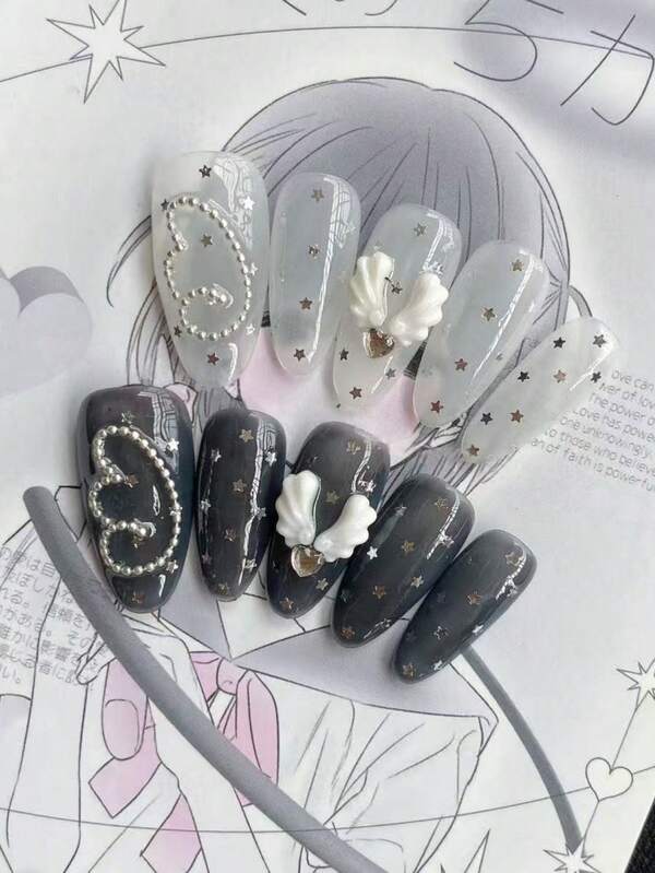 Simple, Fresh And Sweet Girl Style Ten-Piece Almond-Shaped Nail Stickers. In Classic Black And White Color, The Nail Surface Is Decorated With Silver Stars, White Wings, Heart-Shaped Patterns And Steel Bead Chains, Making It A Delicate, Playful, Sweet And Cool Yet Stylish Wearable Nail. Suitable For Parties, Dinners, Daily Use, Work, School And Other Occasions. Comes With A Gel Glue And A Mini Nail File, Which Can Be Reused.