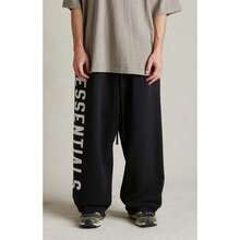 Essentials Pantalones de chándal holgados de felpa gruesa negros - Negro - Ver 3