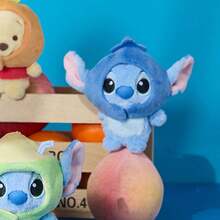 Miniso Móc khóa hình Stitch đội mũ trái cây số 4 của Disney, dây đôi. Thiết kế Stitch cổ điển kết hợp với chiếc mũ trái cây, đầy sáng tạo, hoàn hảo để trang trí ba lô và móc khóa (1 chiếc). - Màu xanh lam - Xem 4