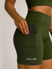 BLACKOUT POLYAMIDE SHORTS WITH POCKET - 軍綠色 - 查看 1