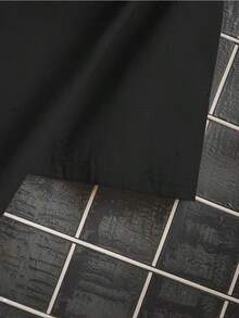 Esta camiseta informal para mujer, 100 % algodón, presenta un estampado de calavera y un diseño inspirado en el Día de Muertos. Con cuello redondo y manga corta, es cómoda y versátil, perfecta para primavera y verano, y perfecta para cualquier ocasión. Su color liso la hace perfecta para el día a día. - Negro - Ver 6