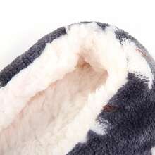 2025 New Coral Fleece Printed Women's Soft Bottom Winter Shoes, Anti-Slip Molded Sole Design, Warm And Comfortable Carpet Slippers