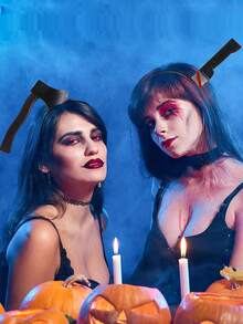 1/4件万圣节头箍见刺刀菜刀剪刀斧头锤仿真穿头吓人菜刀扣恐怖角色扮演道具头箍，万圣节恶作剧拍照道具