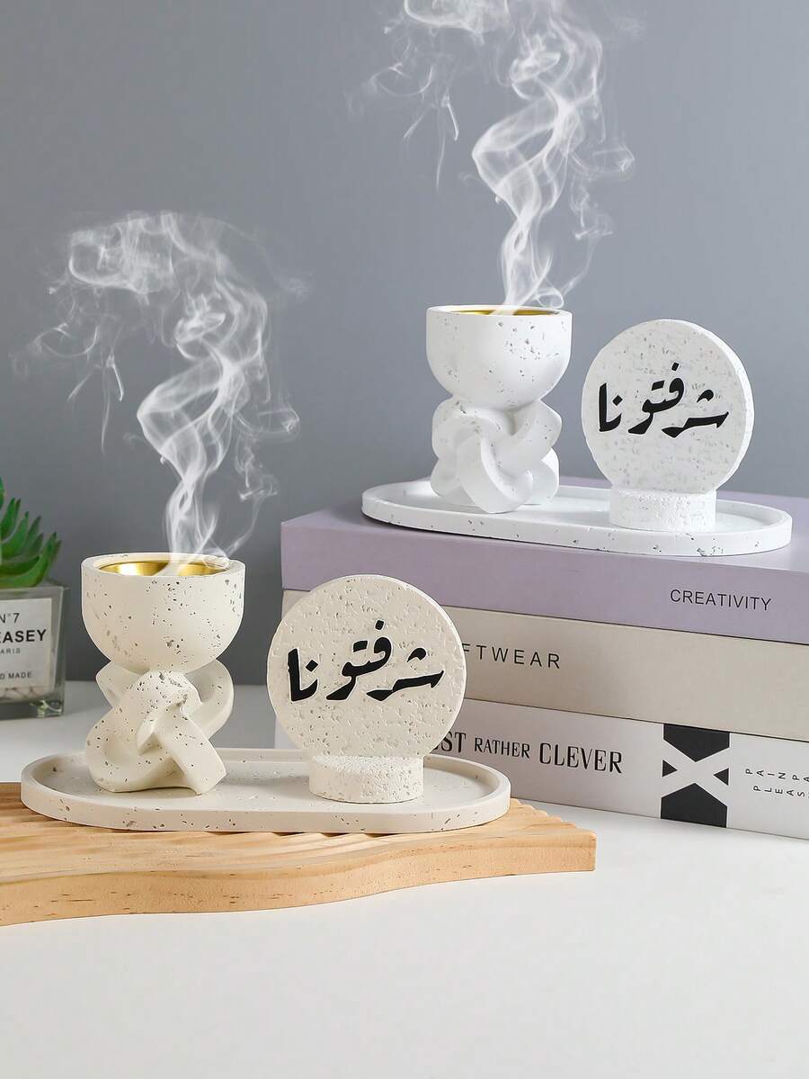 مجموعة من موقد البخور والزخارف الديكورية. حامل البخور، موقد البخور، عطر المنزل، ديكور المنزل. إنه مناسب لديكور المنزل، غرف النوم، غرف المعيشة (كزخرفة مركزية)، المكاتب، أماكن اليوغا، والحفلات، وخلق جو أنيق. كما يمكن استخدامه لديكور المعبد. هذا الموقد العطري هدية مثالية للأعياد، للعائدين إلى المدرسة، كهدية تخرج، أو كهدية للنساء.