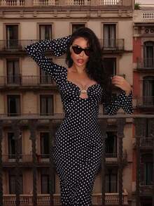 Women's Elegant Commuter, Casual, Versatile Long Sleeve Flare Sleeve Black & White Classic Polka Dot Print Square Neck Dress With Gold Shell Button Decor, Bodycon Fit With Flared Hem, Suitable For Halloween, Christmas Eve, Christmas, Spring Festival, Outing, Gathering With Friends, Shopping, Entertainment, Work, Etc. Basic Jacket Fabric Is Comfortable, Stylish Design, High Cost-Performance, Suitable For Autumn/Winter Wear