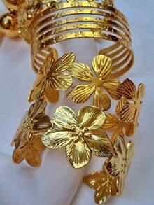 6pcs/3pcs/1pc Vintage Elegant Retro Coin Design Metal Geometric Asymmetrical Hollow Line Wrinkle Flower Wide Hammered Texture Adjustable Bangle Bracelet Set, Exaggerated American Hip-Hop Style Suitable For Women, Couples, Best Friends, Beach, Party, Music Festival, Date, Daily Wear, Jewelry Accessory (Random Style)